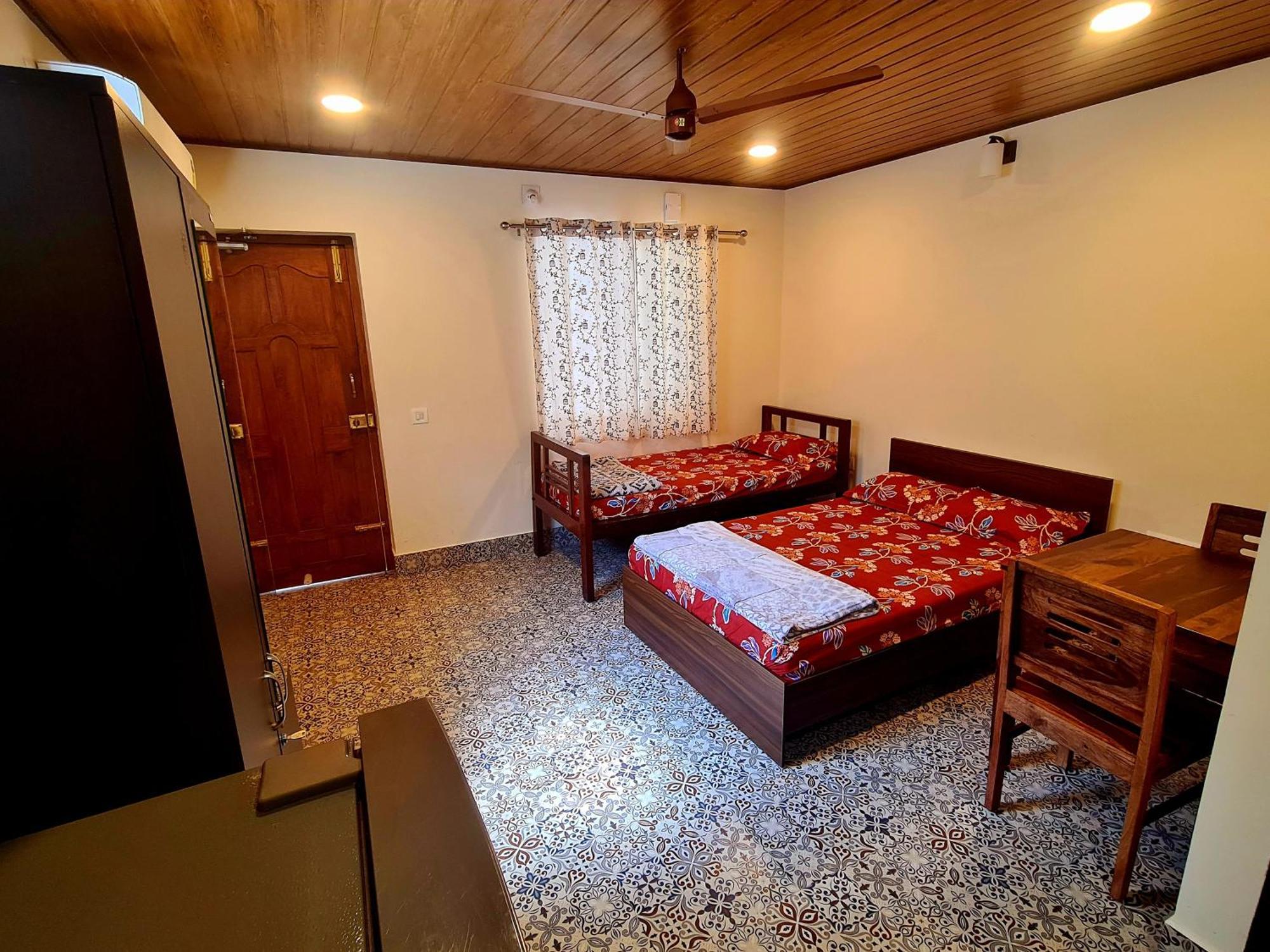 Sunny Smiles Homestay Мангалур Екстер'єр фото